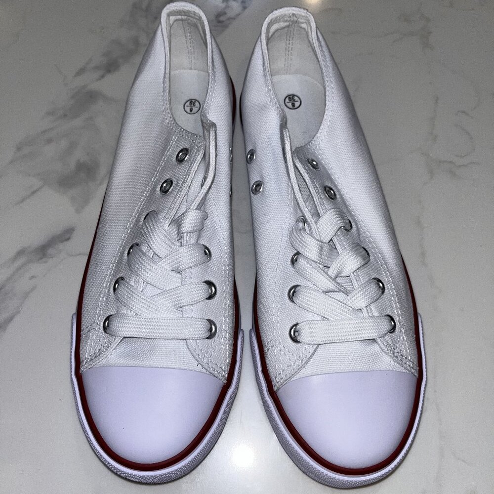 Converse Like Sneaker